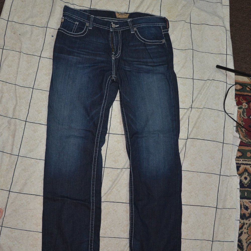 Big Star  Blue Jeans {UNION, Straight Cut]  38R